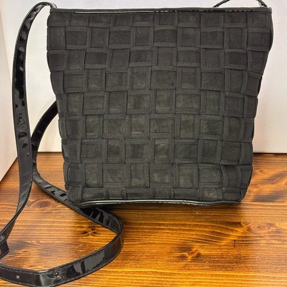 Vintage Y2K Jeanne Lottie Black Crossbody/ Shoulder Bag - Picture 2 of 11
